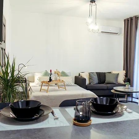 Cozy Studio Apt - Tourist Area Collection Limassol Exterior photo